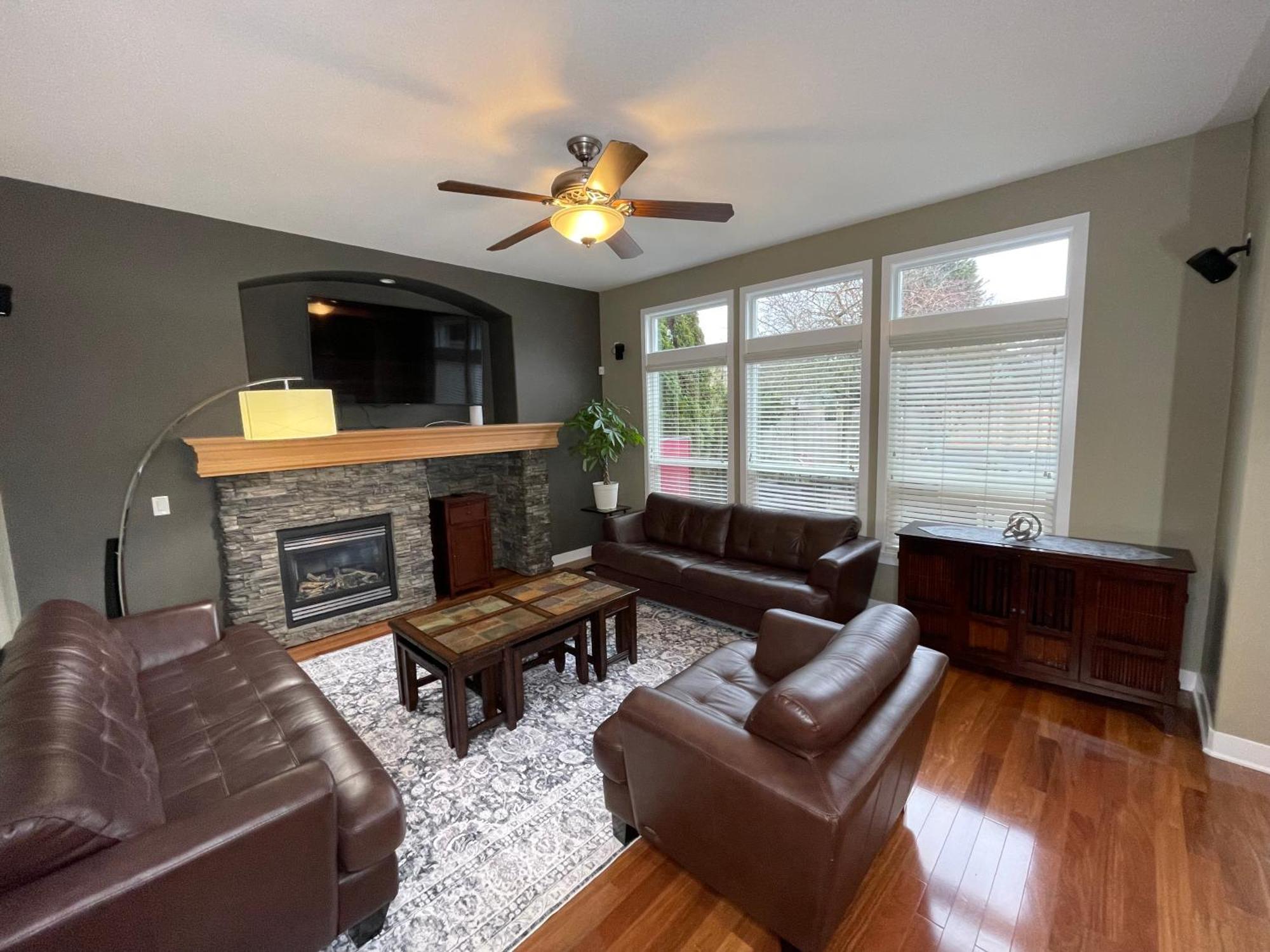 Metropolitan Dream With Pool And Hot Tub Villa Surrey