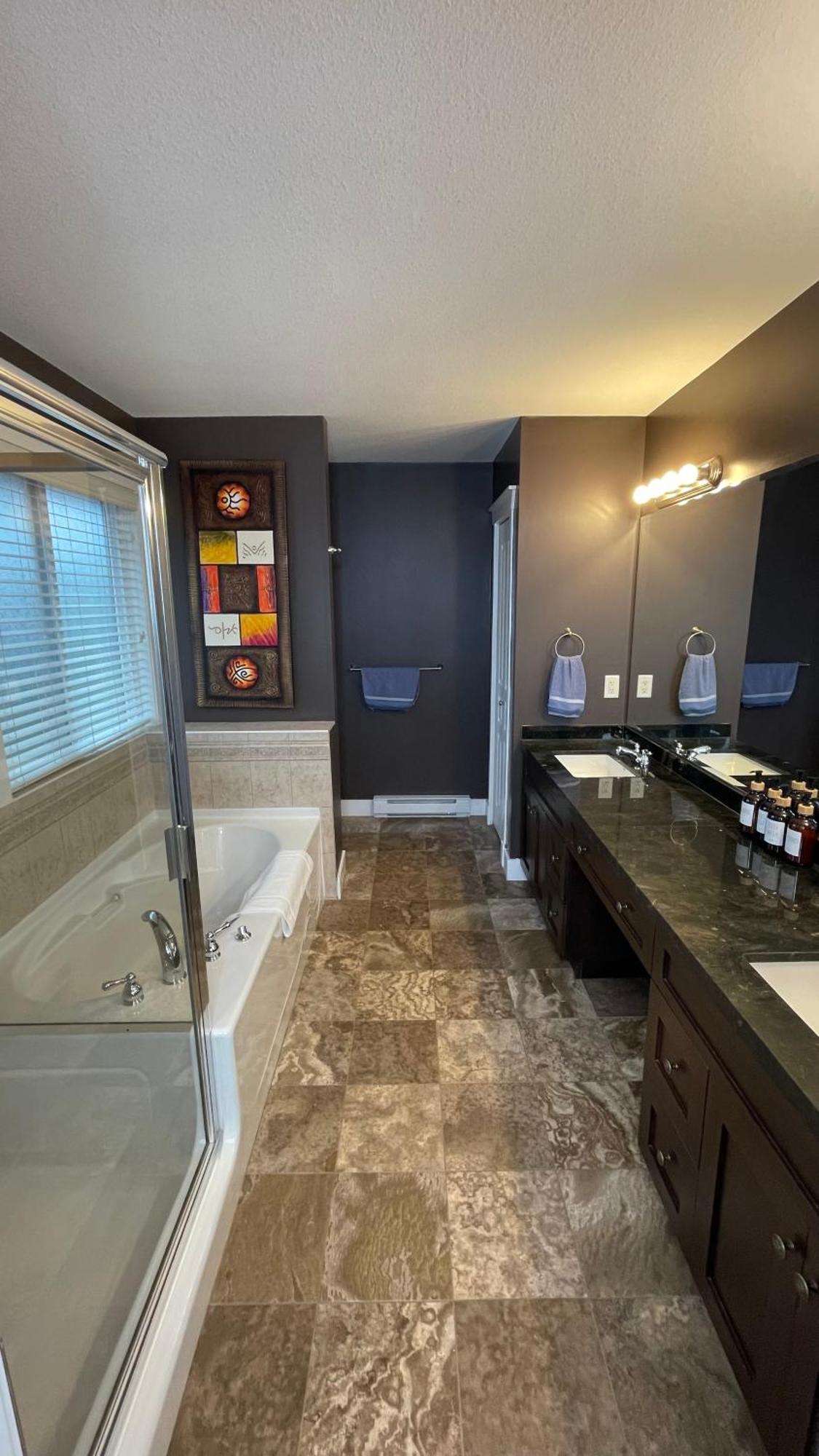 Villa Metropolitan Dream With Pool And Hot Tub Surrey