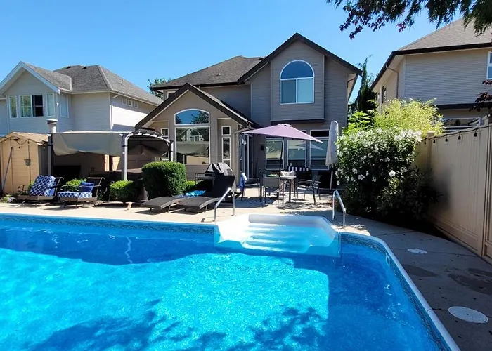 Metropolitan Dream Stay With Pool And Hot Tub